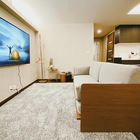 Cherry Blooming Tokyo- All Suite Boutique Hotel 东京伊樱里-中央区全套房艺术酒店 Dış mekan fotoğraf