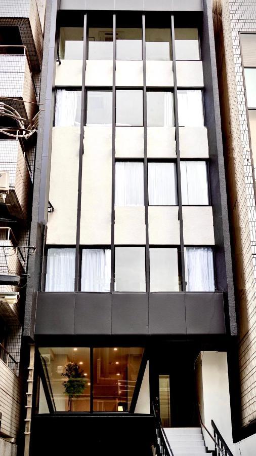 Cherry Blooming Tokyo- All Suite Boutique Hotel 东京伊樱里-中央区全套房艺术酒店 Dış mekan fotoğraf