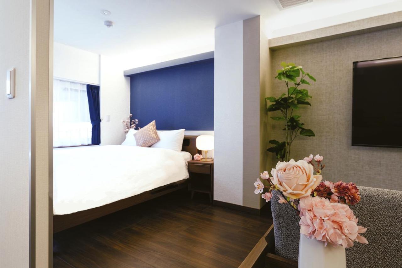 Cherry Blooming Tokyo- All Suite Boutique Hotel 东京伊樱里-中央区全套房艺术酒店 Dış mekan fotoğraf